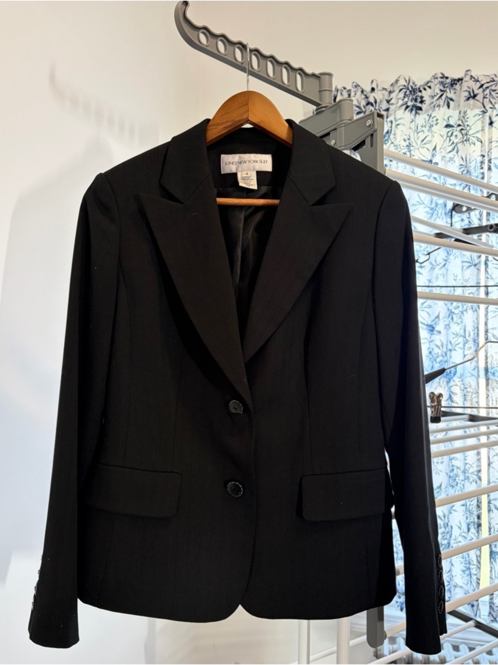 Jones New York Black Women's Tailored Two-Button Blazer